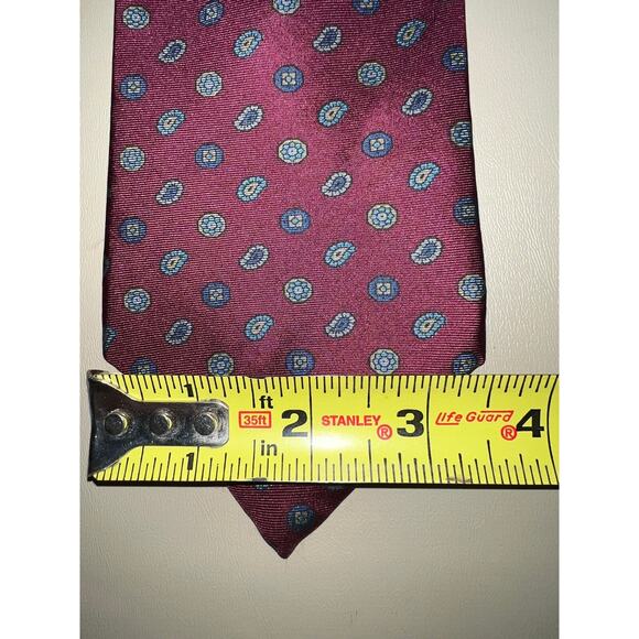 Stafford 100% Silk Neck Tie Burgundy With Blue Accent Designs Approx 55” Long - Picture 5 of 6